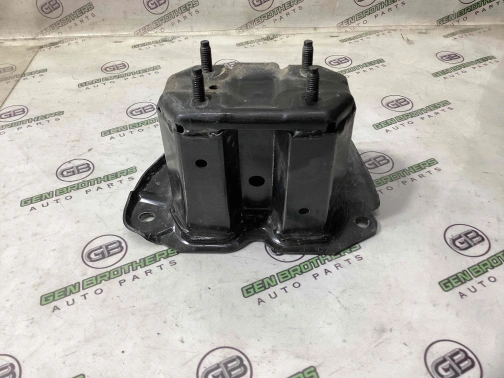 Кронштейн усилителя бампера 2540-238 Nissan Maxima A36  622113TA0A 