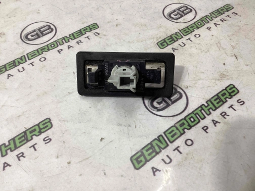 Подсветка номера 2540-366 Nissan Maxima A36  265108991B 