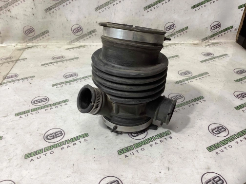 Патрубок воздушного фильтра 2540-433 Nissan Maxima A36  165764RA0B 