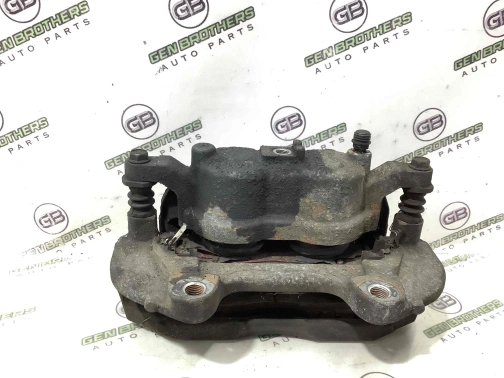 Суппорт передний правый 2667-082 Dodge Journey  68144160AA 
