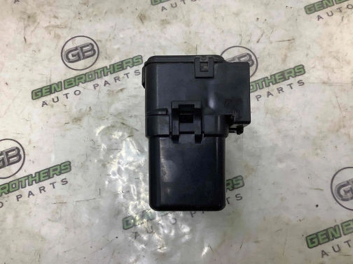 Крышка, корпус блока предохранителей 3452-110 Nissan Rogue T32 / X-trail  243814BA1A 