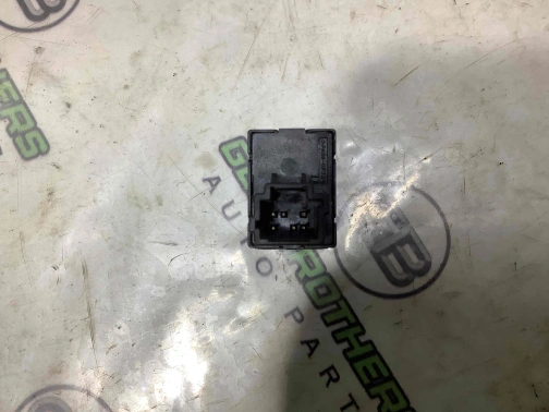 Кнопка включения ESP 3452-257 Nissan Rogue T32 / X-trail  251453TA0A 