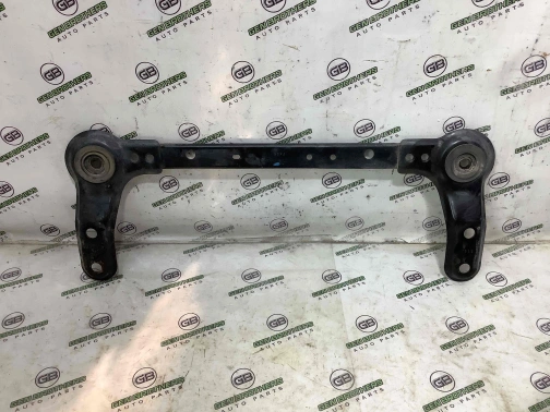 Кронштейн переднего подрамника 3452-433 Nissan Rogue T32 / X-trail  544C44BA1A 