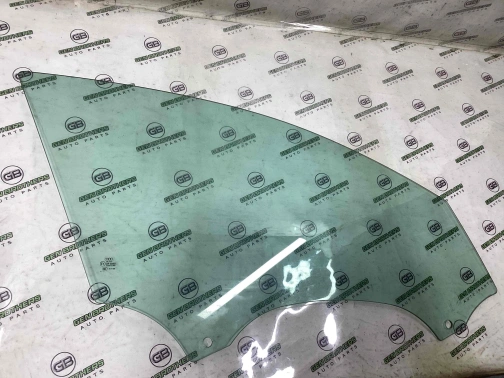 Стекло переднее правое 3793-102 Audi a6  4G0845202 