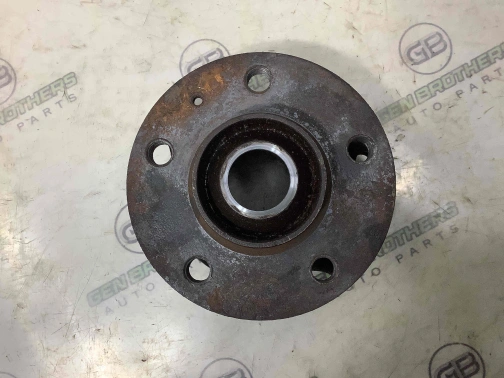 Ступица передняя 3793-297 Audi a6  8K0407607 