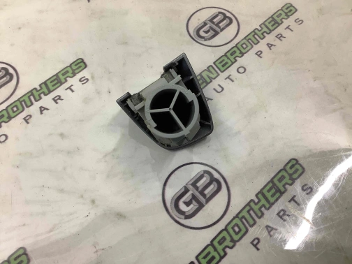 Заглушка ручки двери 3793-372 Audi a6  4H0837880GRU 