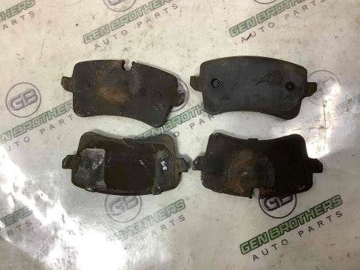 Тормозные колодки 3793-425 Audi a6  4G0698151AA 