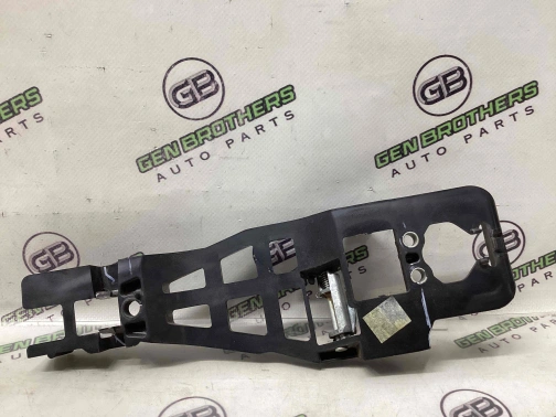 Кронштейн ручки дверей 3961-055 Dodge Durango  04589888AD 