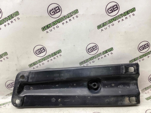 Кронштейн КПП 3961-195 Dodge Durango  04578779AC 