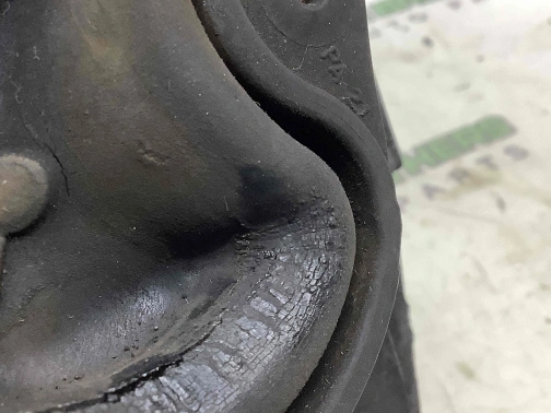 Подушка крепления двигателя 3961-243 Dodge Durango  68110950AC 