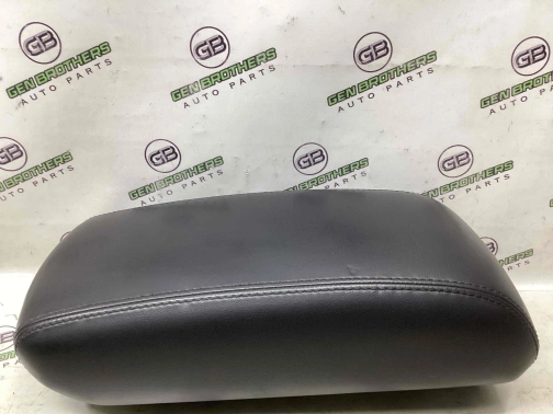 Подлокотник 3961-497 Dodge Durango  5PT01DX9AB 