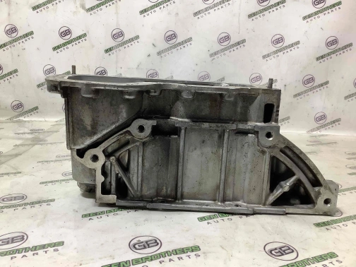 Поддон масляный 3961-526 Dodge Durango  05184419AI 