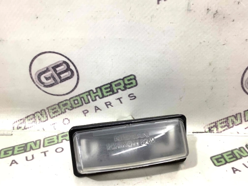 Подсветка номера 4390-252 Nissan Maxima A36  265108991B 