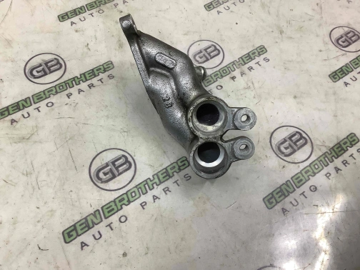 Фланец системы охлаждения 4390-558 Nissan Maxima A36  14075JA10A 