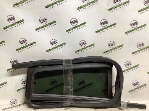Стекло форточки дверей 4422-506 Jeep Compass 11-16  5160064AH 