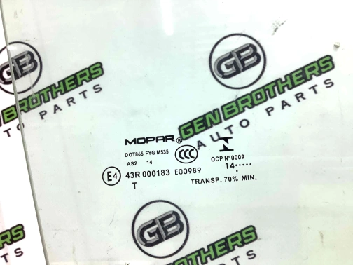Стекло переднее правое 4411-1236 Jeep Patriot  5155448AC 