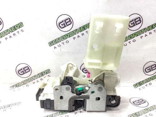 Замок двери передней левой 4411-1376 Jeep Patriot  04589647AD 