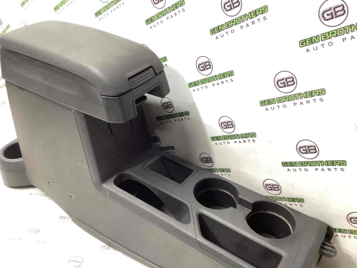 Подлокотник 4411-1432 Jeep Patriot  1NJ621DVAA 