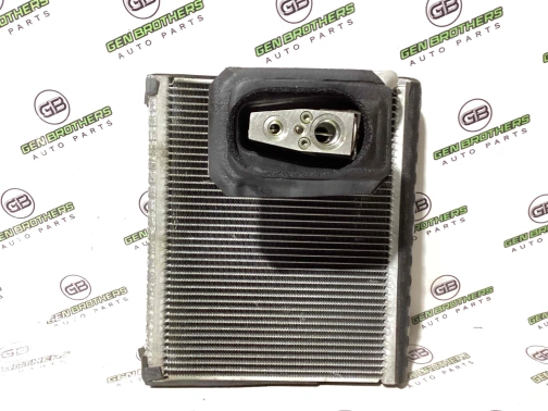 Испаритель кондиционера 4411-1634 Jeep Patriot  68157051AA 