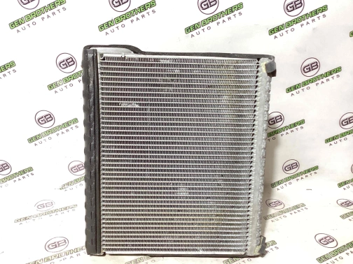 Испаритель кондиционера 4411-1634 Jeep Patriot  68157051AA 