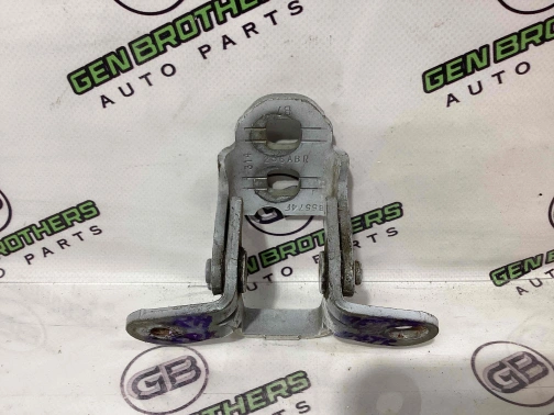 Петля дверей, замка дверей 4411-201 Jeep Patriot  5074256AB 