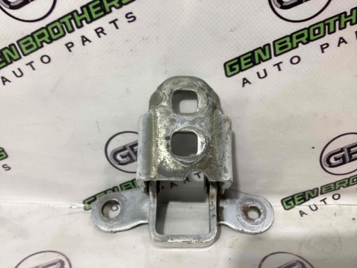 Петля дверей, замка дверей 4411-201 Jeep Patriot  5074256AB 