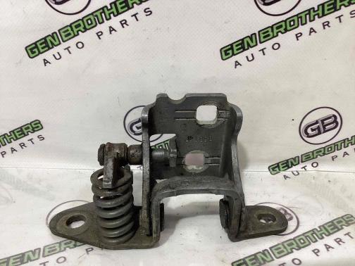 Петля дверей, замка дверей 4411-213 Jeep Patriot  5115713AK 