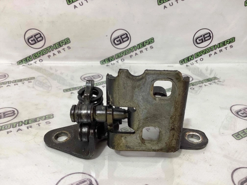 Петля дверей, замка дверей 4411-235 Jeep Patriot  5115712AK 