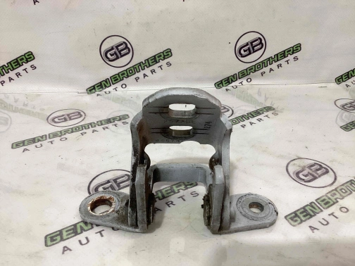 Петля дверей, замка дверей 4411-241 Jeep Patriot  5074257AB 