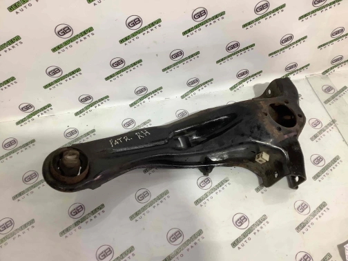 Рычаг задний правый 4411-372 Jeep Patriot  05272714ad 