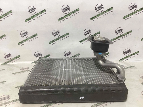 Испаритель кондиционера 4411-586 Jeep Patriot  68157051AA 