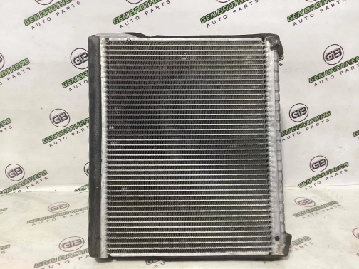 Испаритель кондиционера 4411-590 Jeep Patriot  68157051AA 