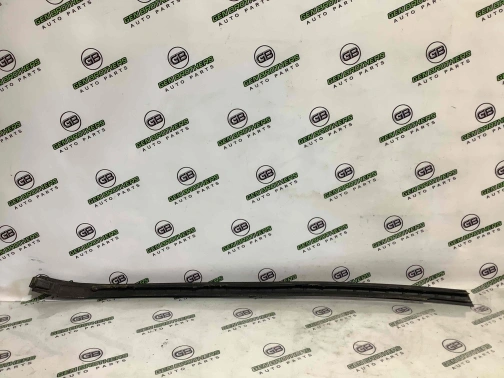 Молдинг лобового стекла 4411-609 Jeep Patriot  1BB32RXFAG 