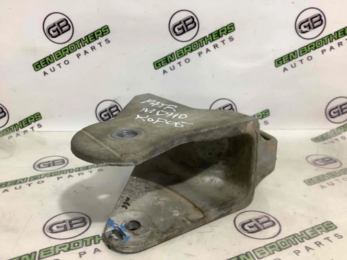 Кронштейн КПП 4411-704 Jeep Patriot  5105416AE 