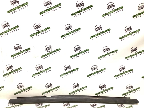 Молдинг двери задней левой 4411-810 Jeep Patriot  5067753AD 