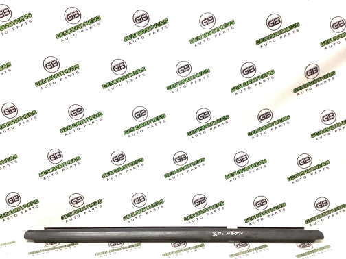 Уплотнитель стекла/двери 4411-860 Jeep Patriot  5067752AD 