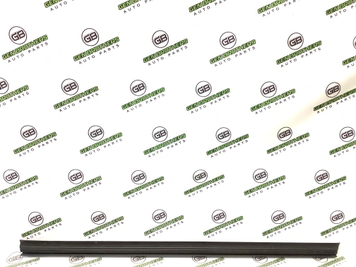 Уплотнитель стекла/двери 4411-865 Jeep Patriot  5067762AB 