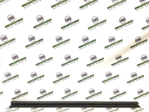 Уплотнитель стекла/двери 4411-865 Jeep Patriot  5067762AB 