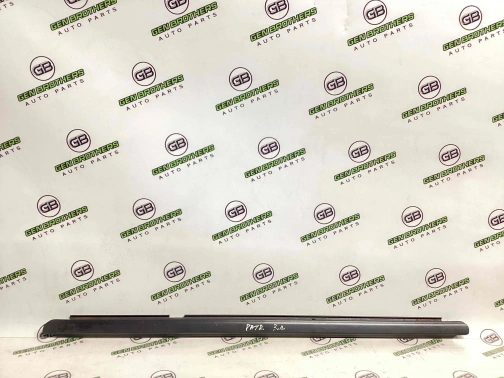 Уплотнитель стекла/двери 4411-902 Jeep Patriot  5067753AD 
