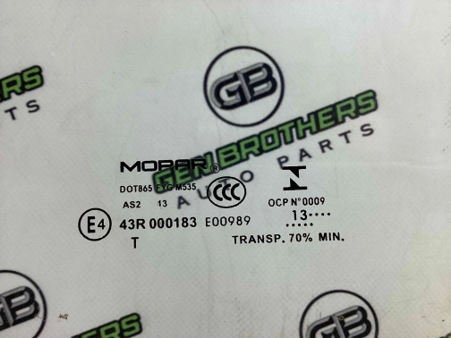 Стекло переднее правое 4411-988 Jeep Patriot  5155448AC 