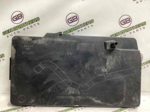 Полка аккумулятора, крышка, крепеж (площадка АКБ) 4433-101 Jeep Compass 17-23  68257210AA 