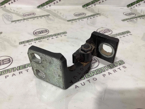 Петля дверей, замка дверей 4444-077 Jeep Cherokee KL 14-18  68140734AB 