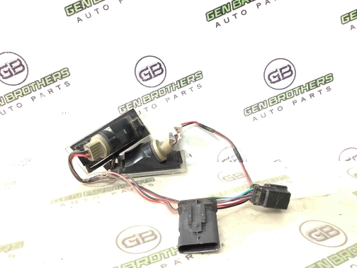 Подсветка номера 4444-1102 Jeep Cherokee KL 14-18  68228869AA 