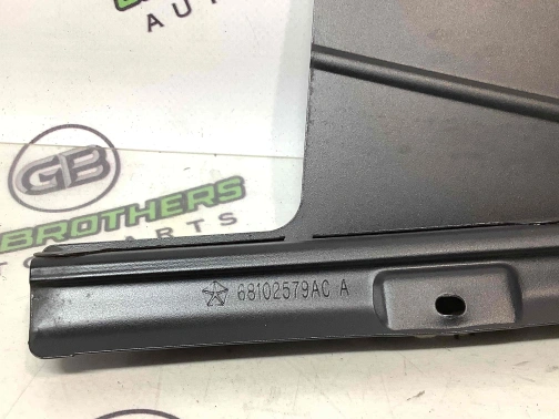 Накладка на дверь 4444-295 Jeep Cherokee KL 14-18  68102579AC 