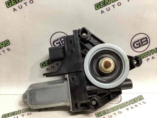 Моторчик стеклоподъемника 4444-303 Jeep Cherokee KL 14-18  931400104 