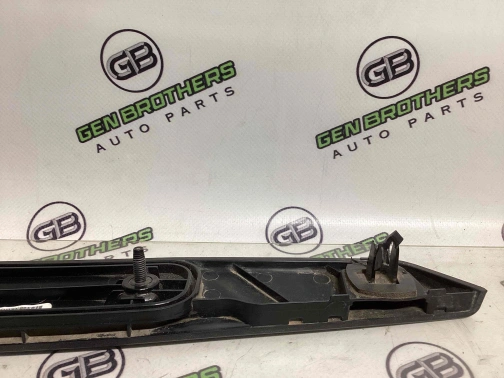 Подсветка номера 4444-385 Jeep Cherokee KL 14-18  5RN33RXFAA 
