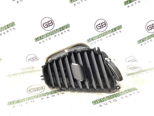 Дефлектор обдува салона 4444-931 Jeep Cherokee KL 14-18  1WG58TRMAC 
