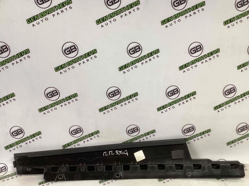 Молдинг двери передней правой 4455-174 Jeep Renegade  68247283AA 