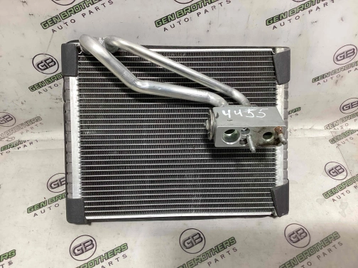 Испаритель кондиционера 4455-613 Jeep Renegade  68350428AA 