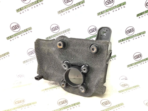 Крепление, кронштейн 4456-038 Jeep Renegade  68281755AA 